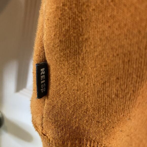 REI Co-op Patch Crewneck Sweatshirt Men sz M Rust Orange Fleece Long Sleeve Hike - Picture 4 of 7